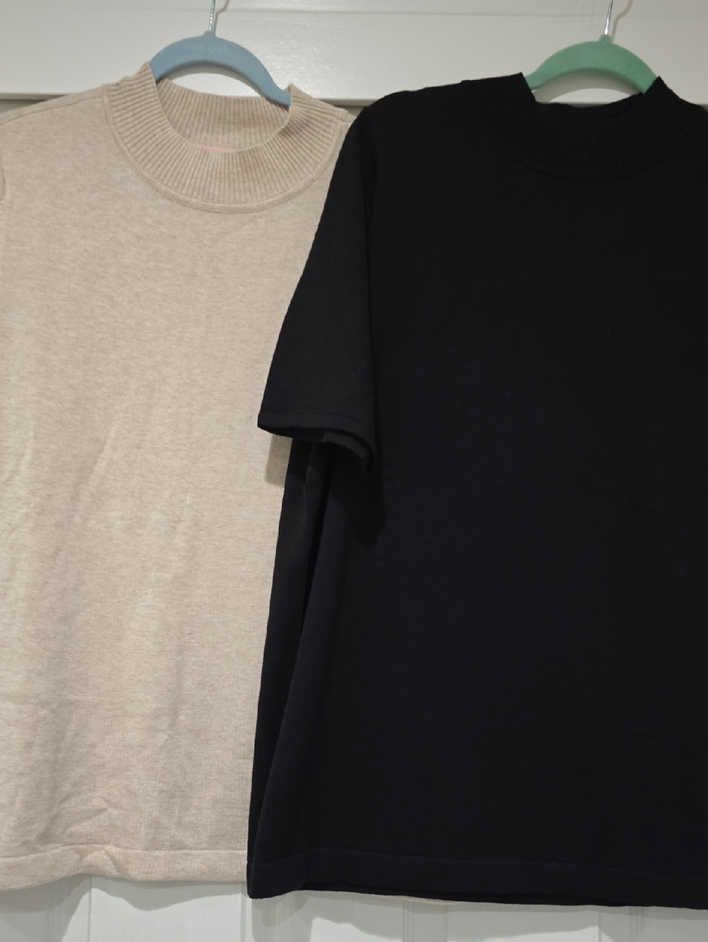 Isaac Mizrahi Live! Beige And Black Knit Tops